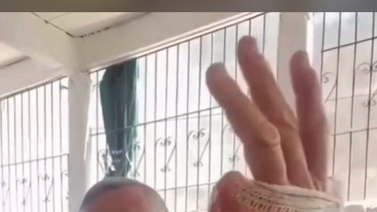 Homem afirma em vídeo que cortou o dedo mindinho após vitória de Lula na eleição